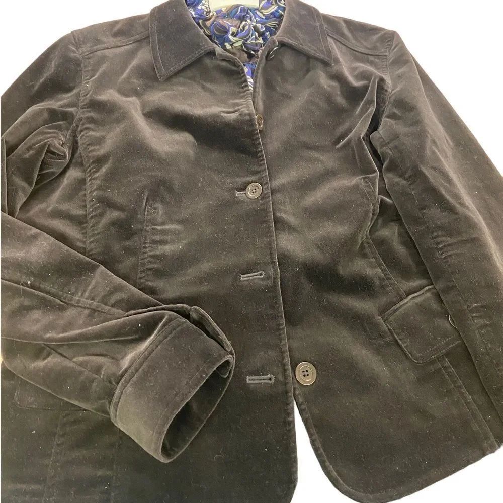 Unique see both size Large jacket is jones New Your blouse Is Karen Kane